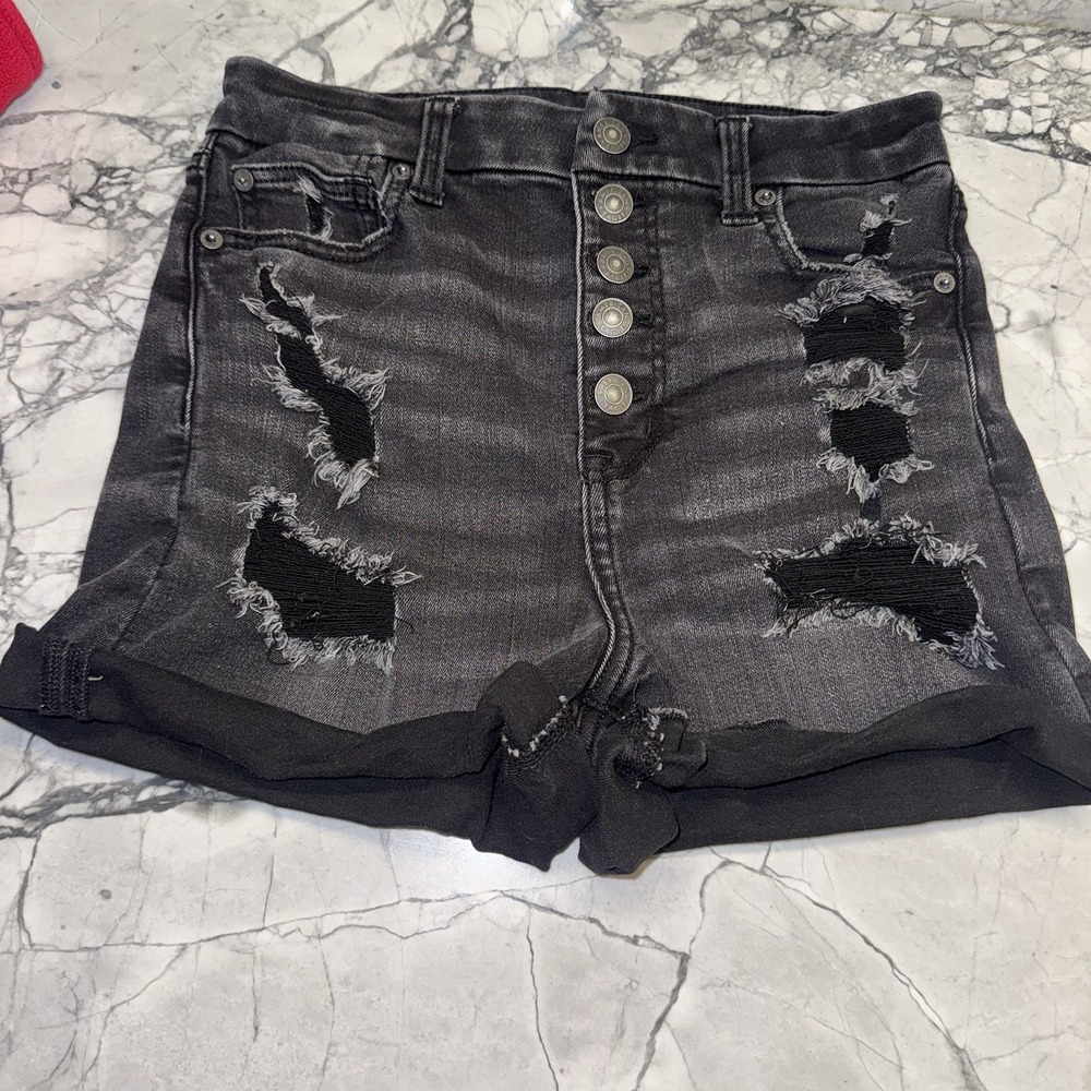American Eagle Size 4 Women's Curvy Super High Rise Short Black Denim Destroyed